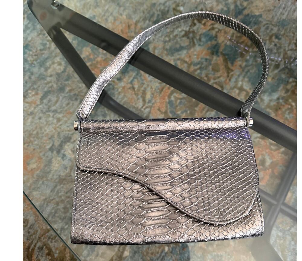 Jessica McClintock Metallic Silver Snakeskin Embossed Clutch Purse